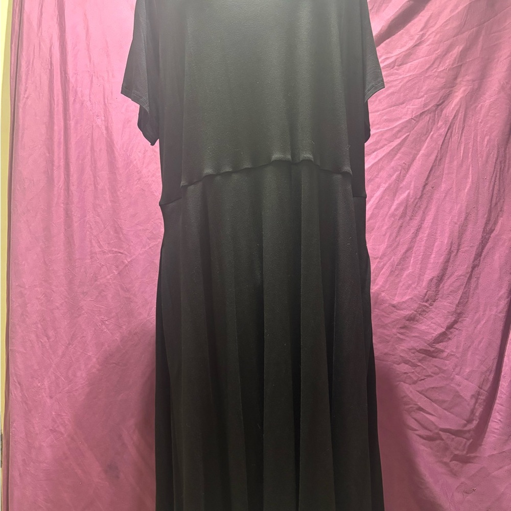 NWT EVRI Women's Classic Black Maxi Dress, Size 2X Perfect for Everyday Wear